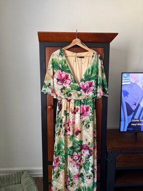 Leslie Fay Cream Maxi Dress with Green and Pink Floral Print